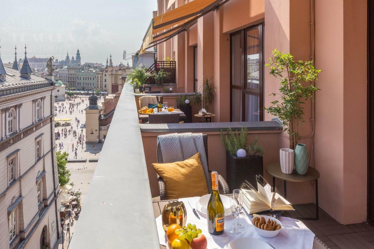 Feniks Fragola Apartments Main Square クラクフ エクステリア 写真